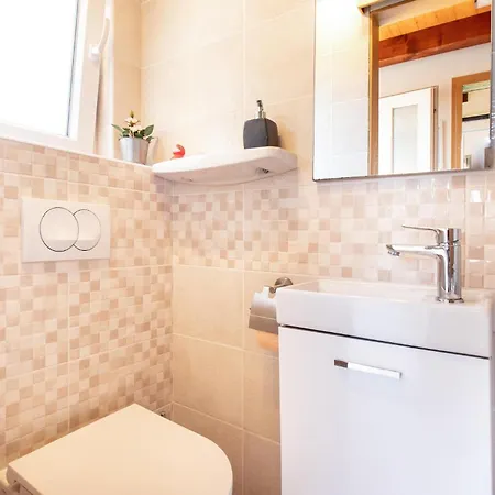 شقة 2 Bedroom In Dragovoljaca